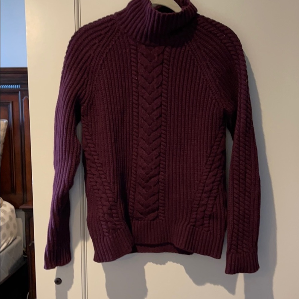 Bring the cozy turtleneck lululemon size 2